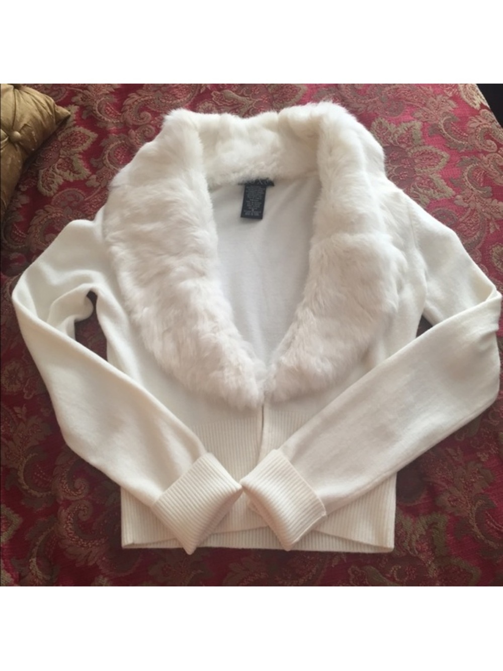 XOXO Cardigan Sweater with Rabbit Fur M White/Cream